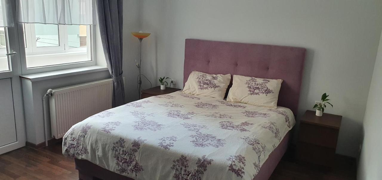 Yla Apartments Piatra Neamţ Esterno foto